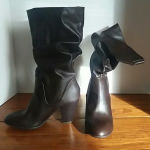 RAMPAGE "ELIA" Slouchy Heeled Boots SZ 6M